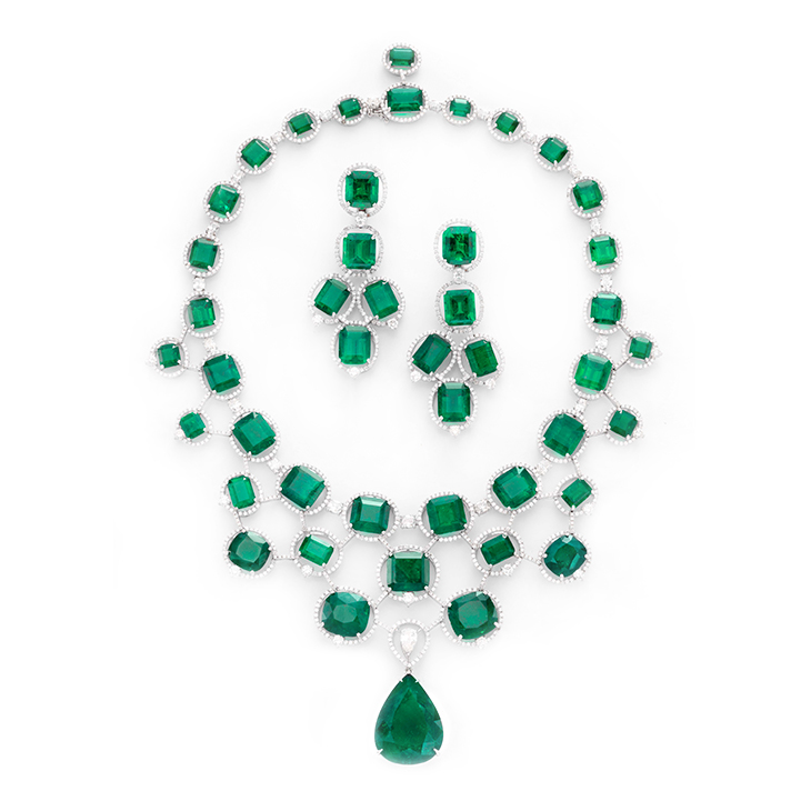 A Suite of Colombian Emerald and Diamond Jewelry. Emeralds weighing approximately 300.00 carats