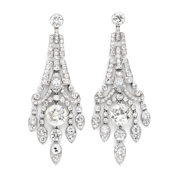 FD Gallery | A Pair of Art Deco Diamond Ear Pendants