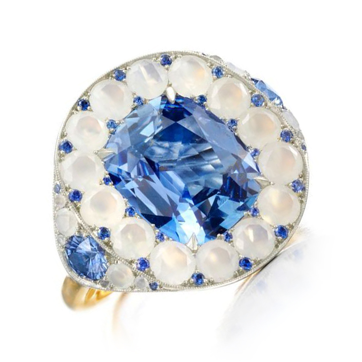 A Ceylon Sapphire and Agate Ring, by SABBA