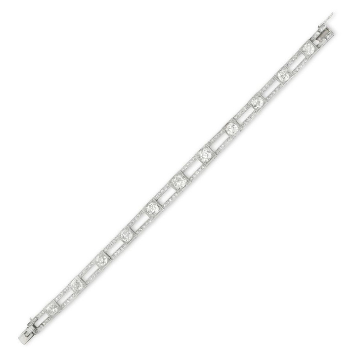 An Early 20th Century Diamond Line Bracelet, circa 1915