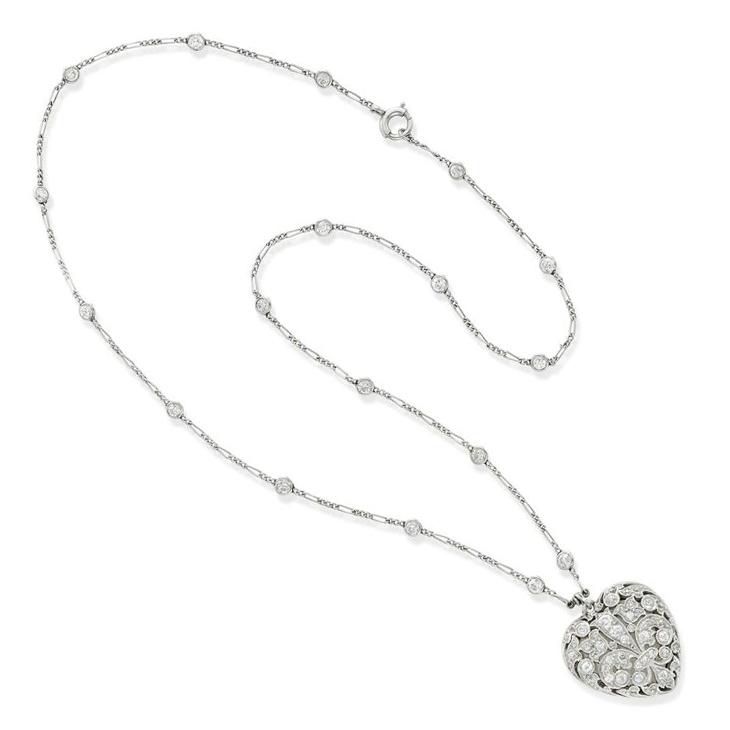 An Edwardian Diamond Heart Locket Pendant Necklace