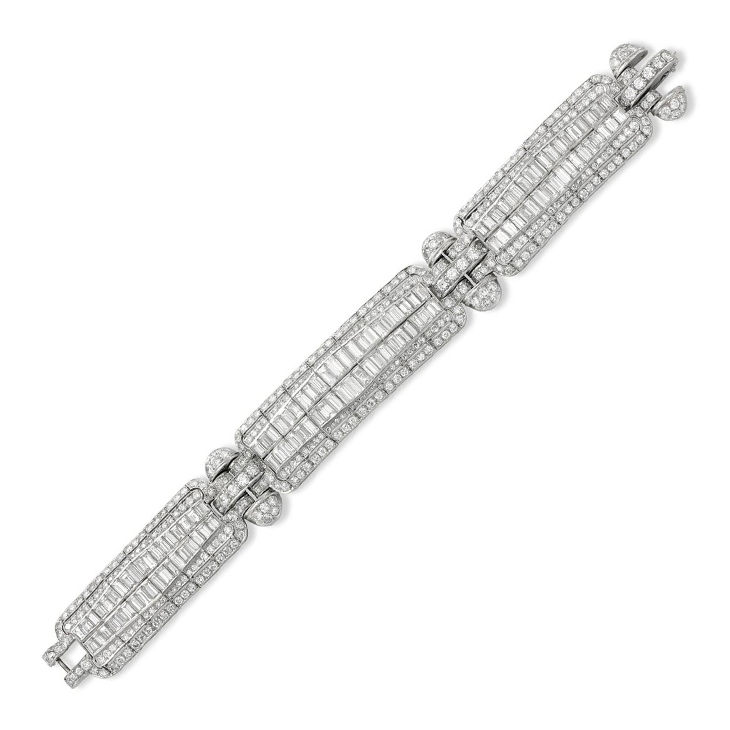 An Art Deco Diamond Bracelet, circa 1930