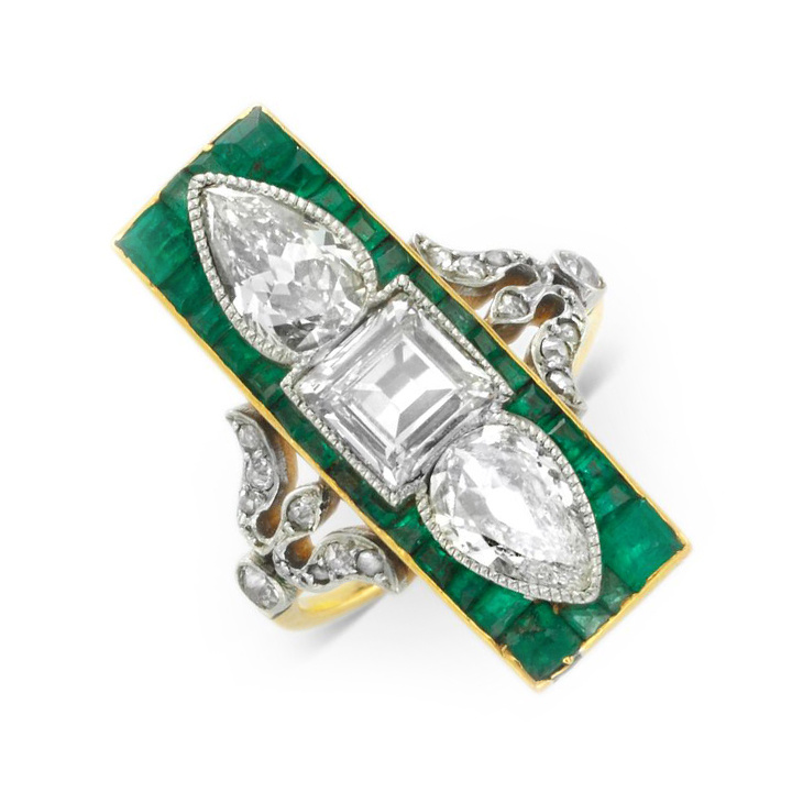 An Early 20th Century Diamond and Emerald Plaque Ring, circa 1925