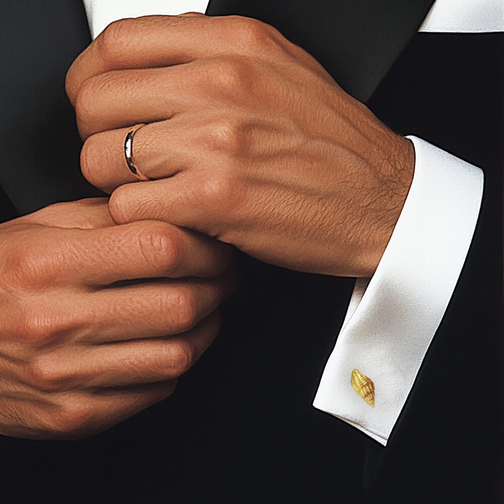 A Pair of Sculpted Gold Seashell Cufflinks