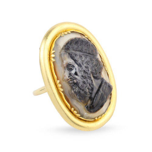 Antique Sardonyx Cameo and Gold Ring