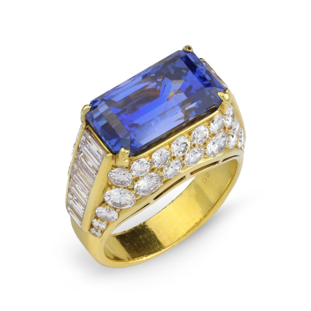 Bulgari ‘Trombino’ Sapphire and Diamond Ring - FD Gallery