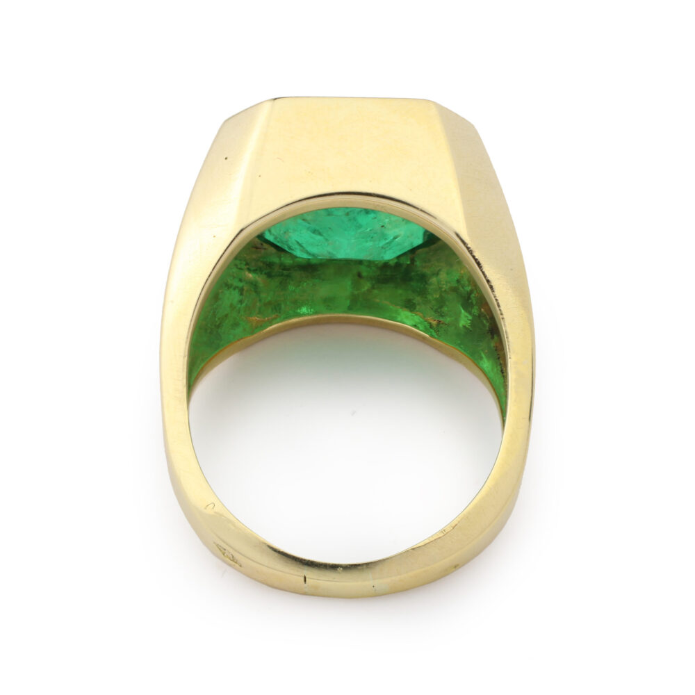 Emerald and Sculpted Gold Ring