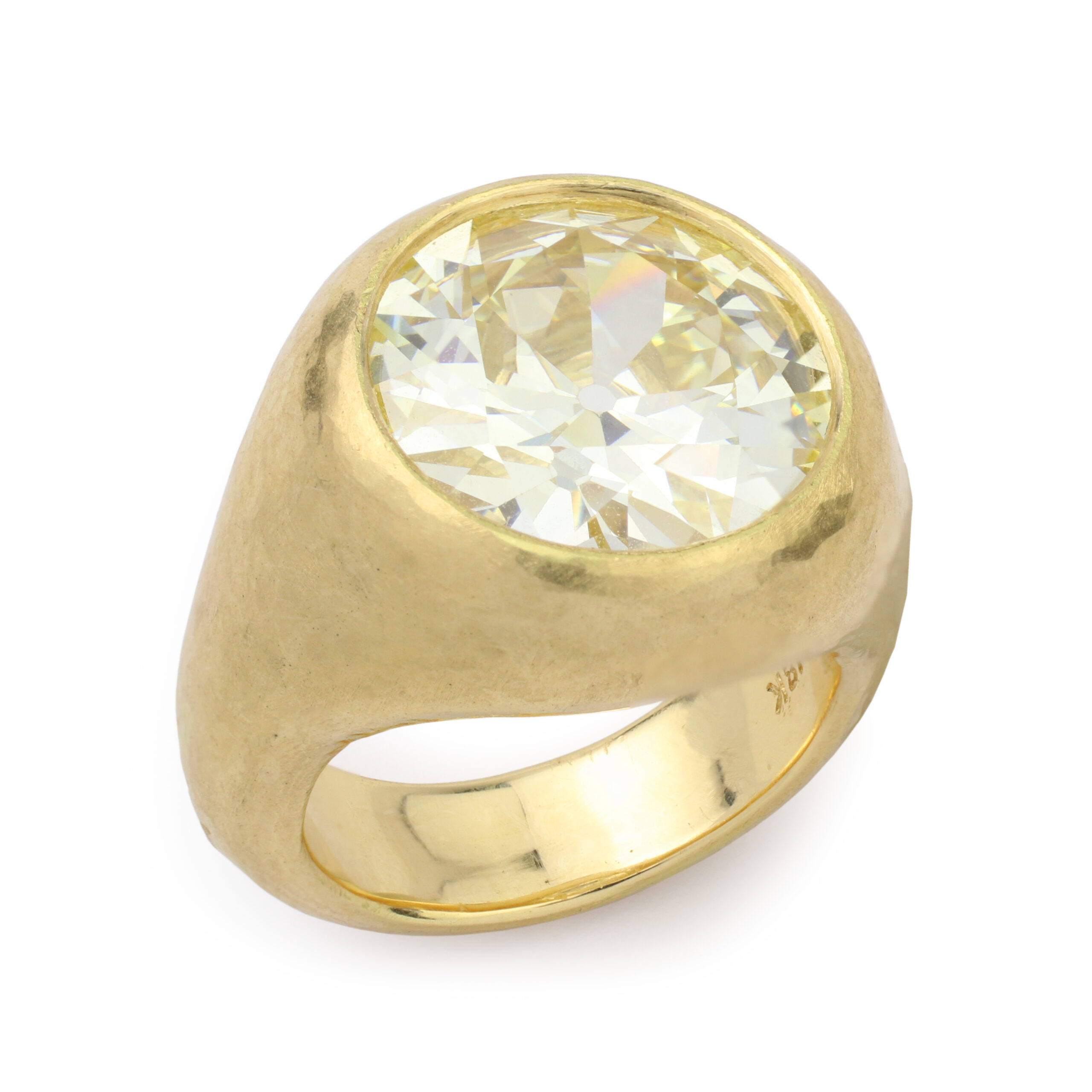 Diamond and Hammered Gold Ring» Price on Request « - FD Gallery