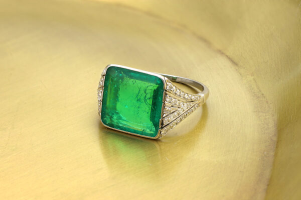 Art Deco Colombian Emerald And Diamond Ring