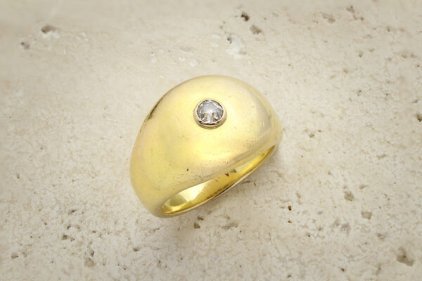 Sculpted Gold And Diamond Ring