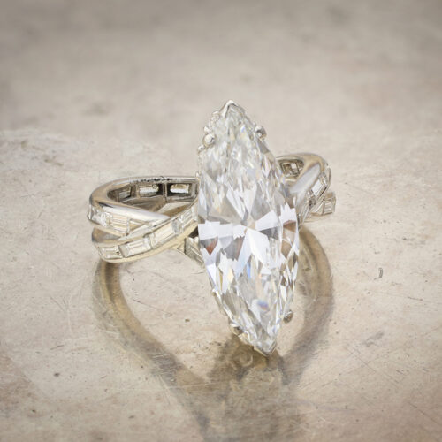 Sterlé Marquise shaped Diamond Ring