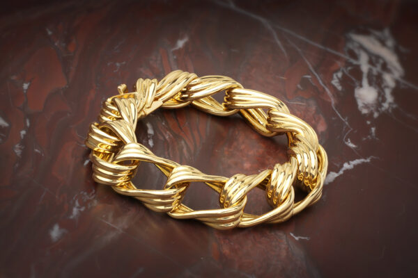 Van Cleef & Arpels Reeded Gold Link Bracelet