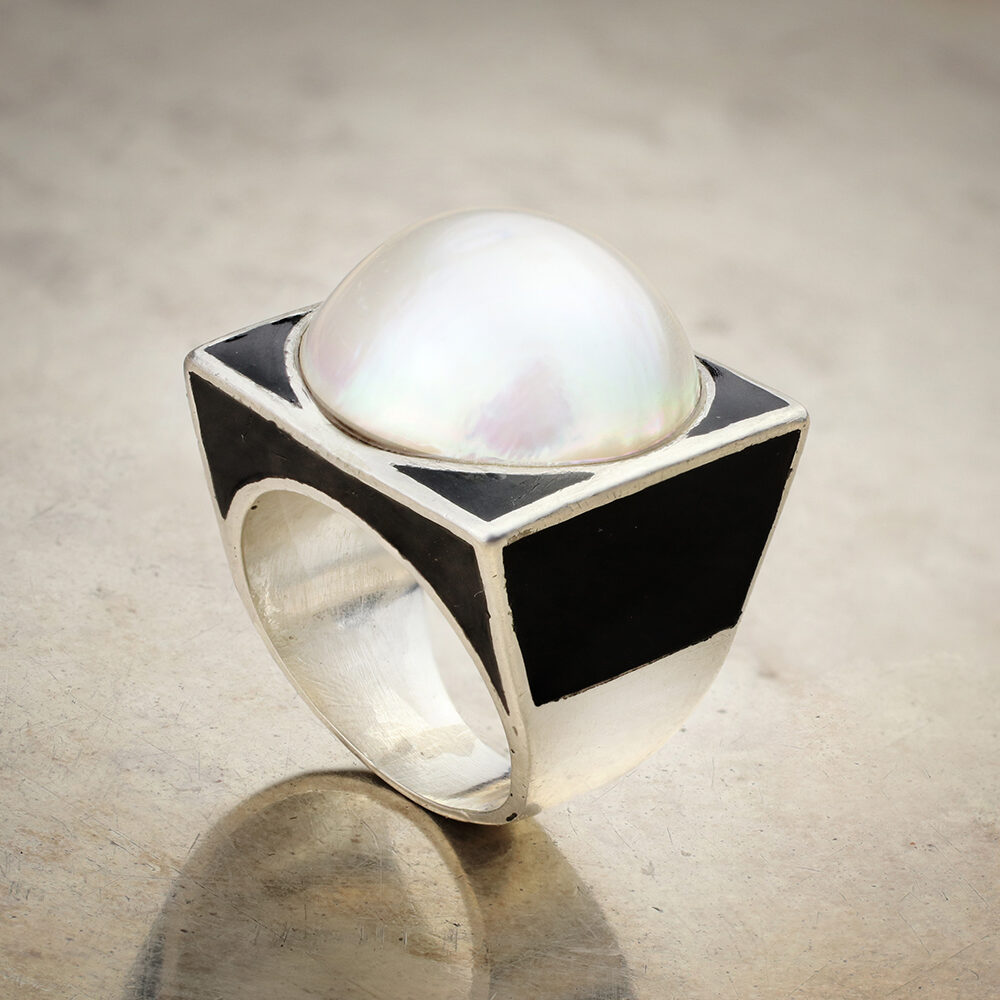 Boivin Mabe Pearl and Enamel Ring