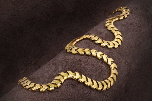 Van Cleef & Arpels Fancy Gold Link Choker Necklace