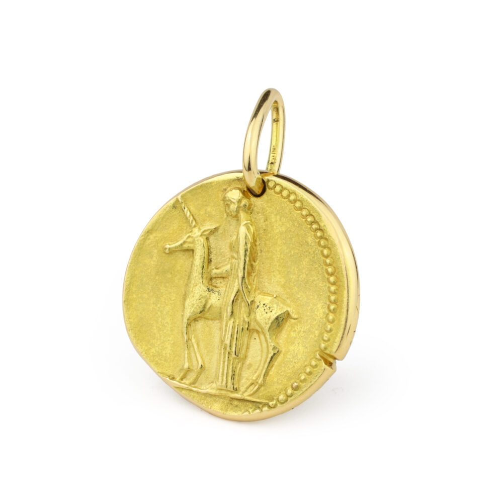 Van Cleef & Arpels Georges L’Enfant Virgo Zodiac Mini Pendant
