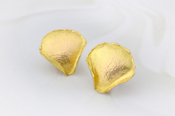 Tiffany & Co. Angela Cummings Rose Petal Gold Ear Clips