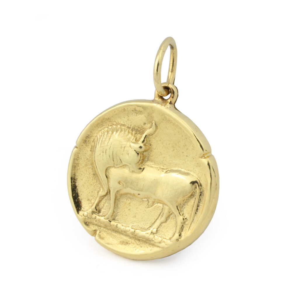 Van Cleef & Arpels Taurus Zodiac Pendant - Image 3