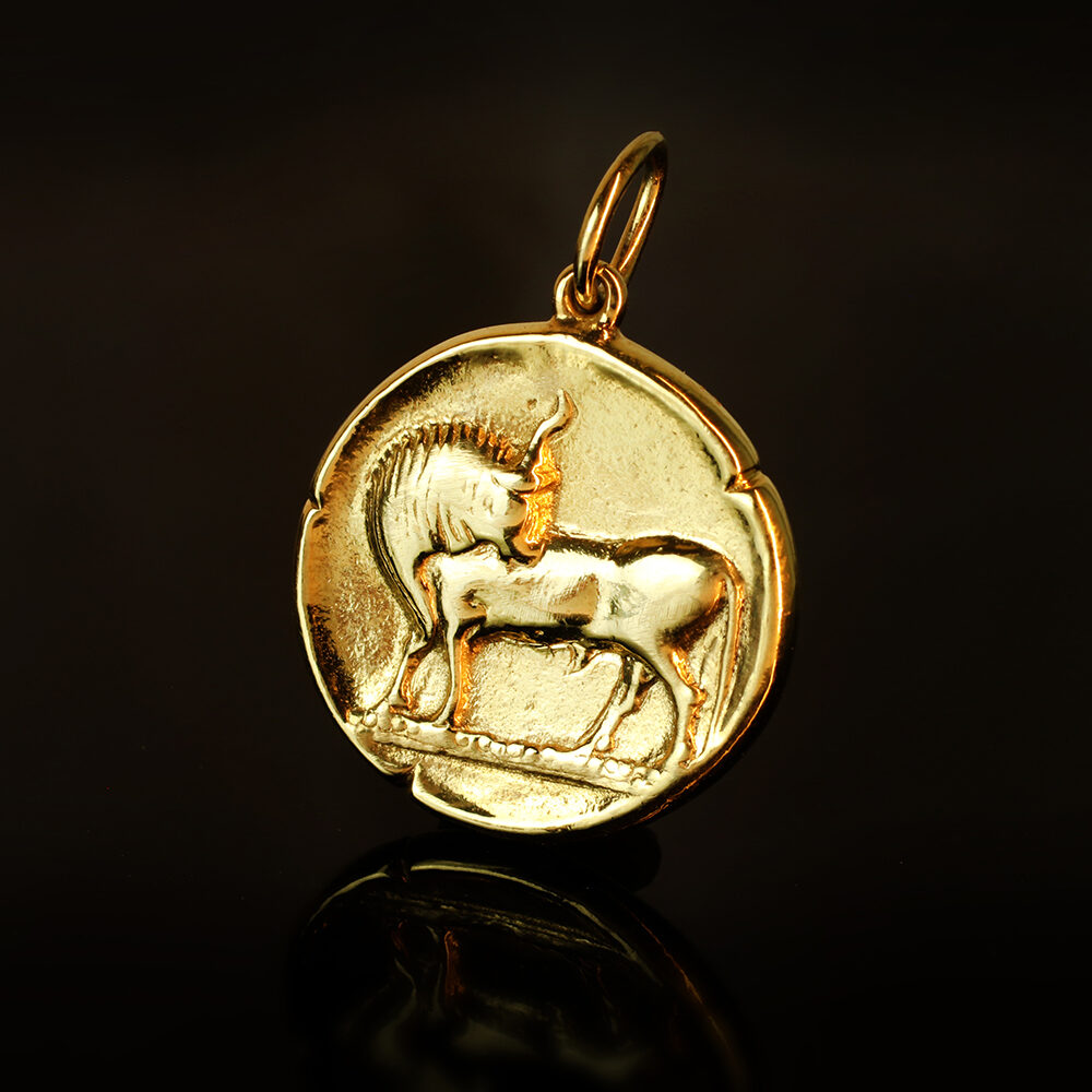 Van Cleef & Arpels Taurus Zodiac Pendant