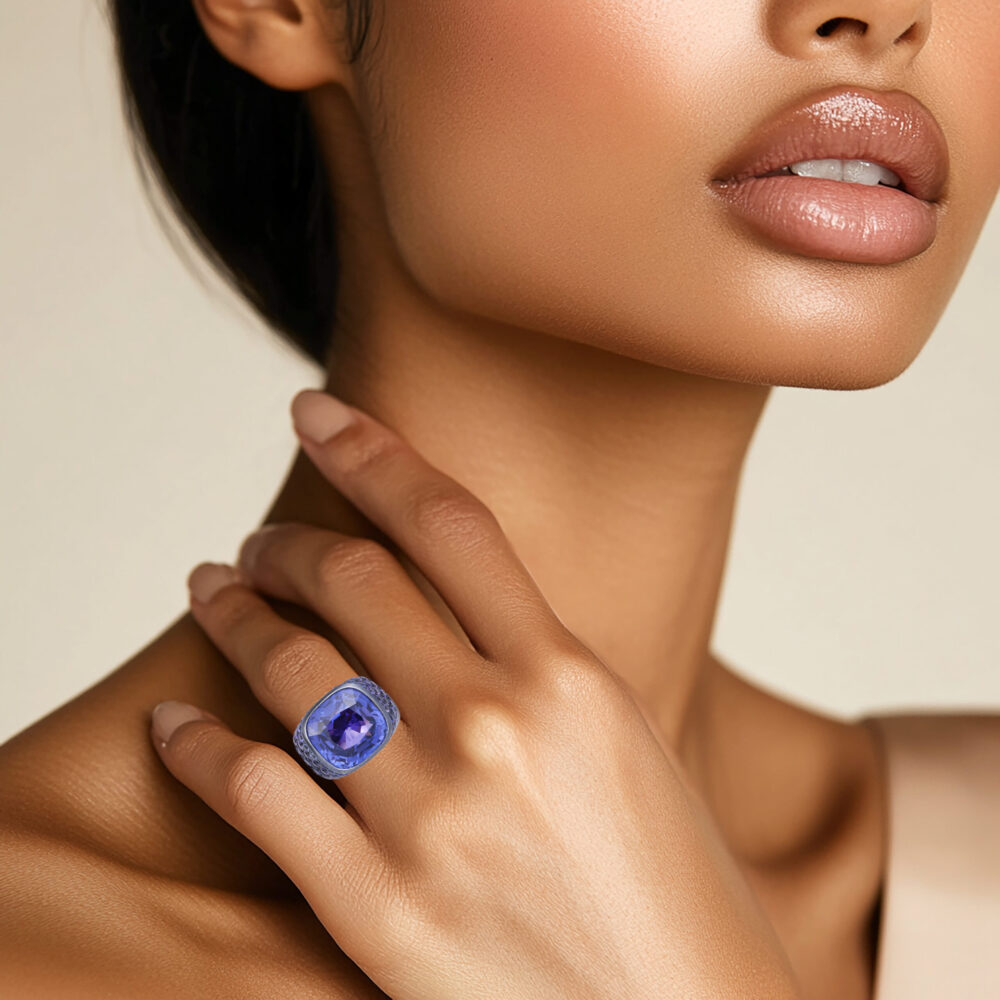 Hemmerle Purple-Blue Sapphire Ring
