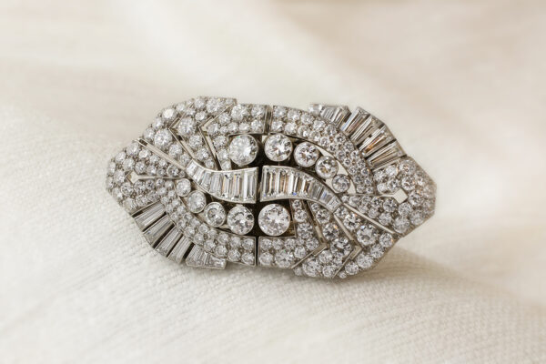 Bulgari Art Deco Pair of Diamond Set Clip Brooches» Price on Request «