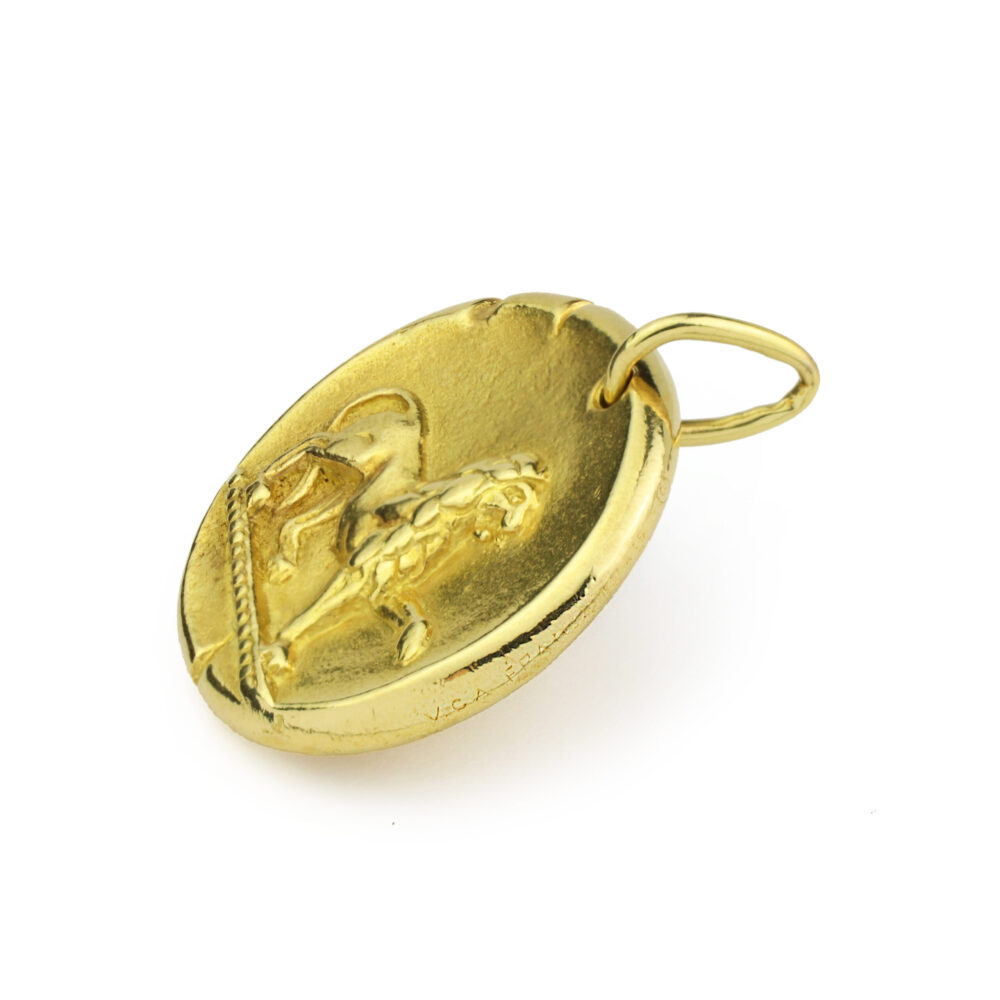 Van Cleef & Arpels Leo Zodiac Pendant