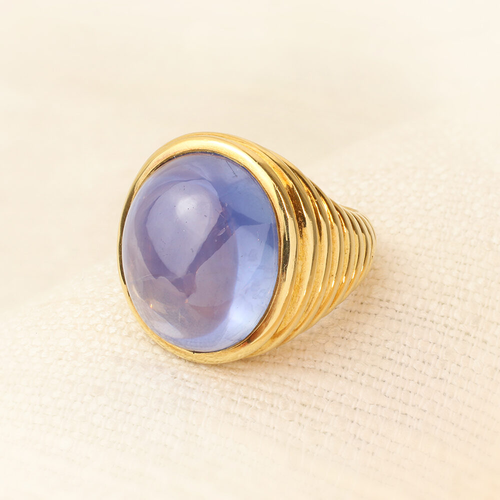 Bulgari Ceylon Sapphire and Sculpted Gold Ring