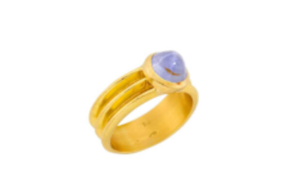 Gray Star Sapphire Sculpted Gold Ring