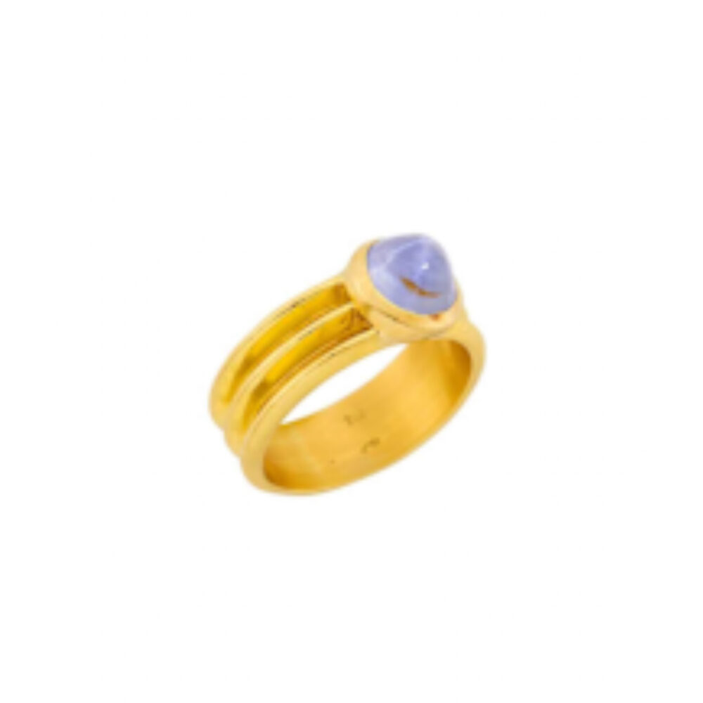 Gray Star Sapphire Sculpted Gold Ring
