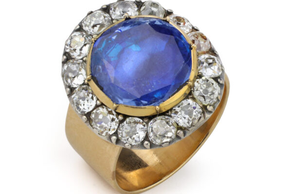 Antique Sapphire and Diamond Ring