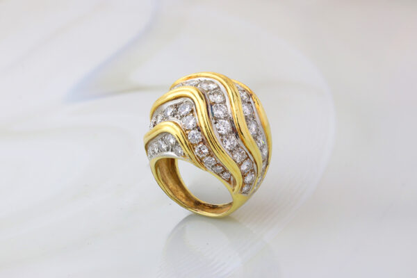 Van Cleef & Arpels Mid Century Diamond and Gold Bombé Ring