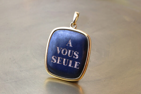 Diamond and Gold Epigram  ‘A VOUS SEULE’ Pendant