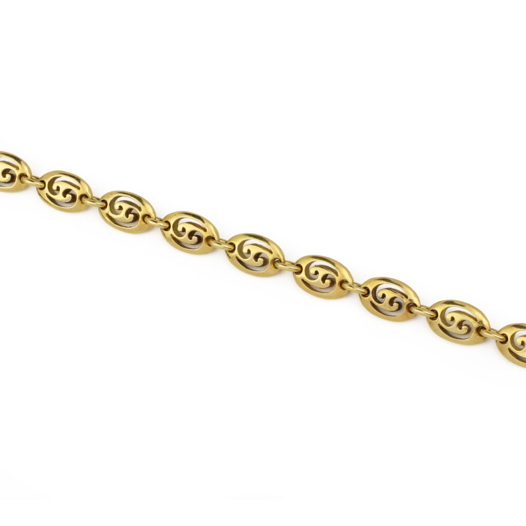 Van Cleef and Arpels Zodiac Cancer Gold Link Chain Necklace