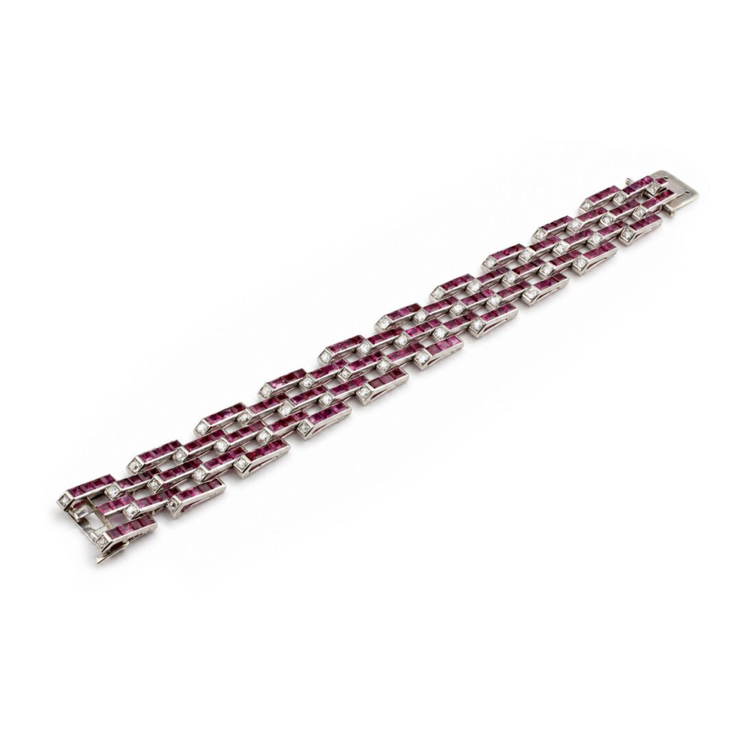 Cartier 'Escalier' Ruby and Diamond Bracelet <br><br><i>» Price on Request «</i><br><br> - Image 5